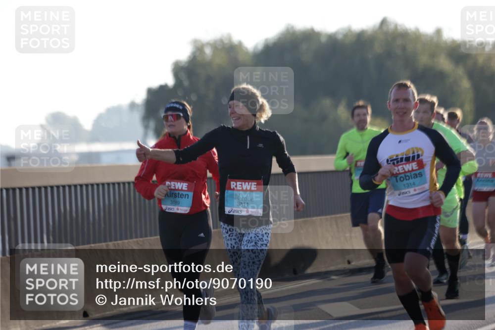 03.10.2025 - Köhlbrandbrückenlauf Jannik Wohlers http://msf.ph/oto/9070190 03.10.2025 09:17:26 Position 3 3189, 3811, 1314 meine-sportfotos.de