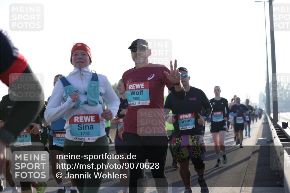 03.10.2025 - Köhlbrandbrückenlauf Jannik Wohlers http://msf.ph/oto/9070628 03.10.2025 09:17:37 Position 3 1333, 2989, 1730, 2696, 3268 meine-sportfotos.de