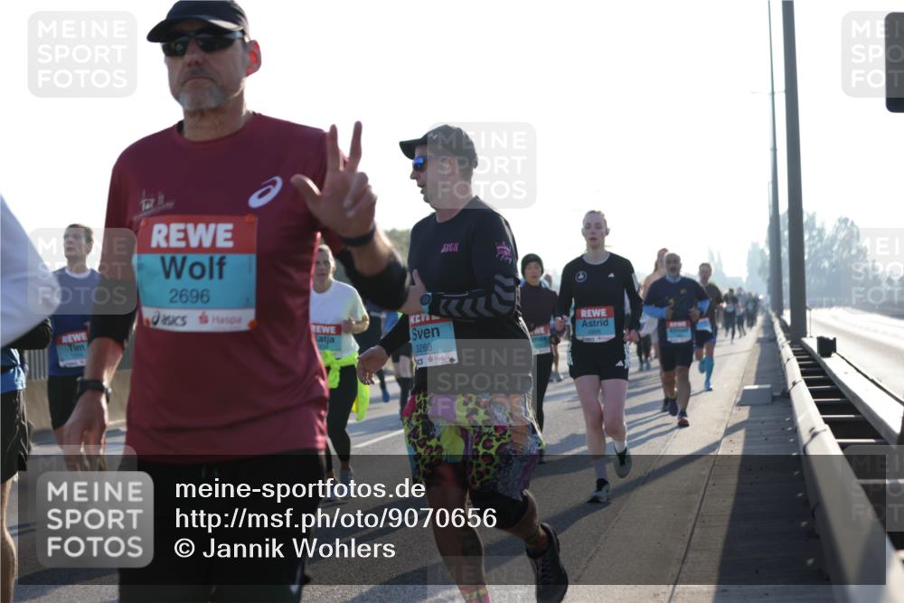 03.10.2025 - Köhlbrandbrückenlauf Jannik Wohlers http://msf.ph/oto/9070656 03.10.2025 09:17:38 Position 3 2696, 3268 meine-sportfotos.de