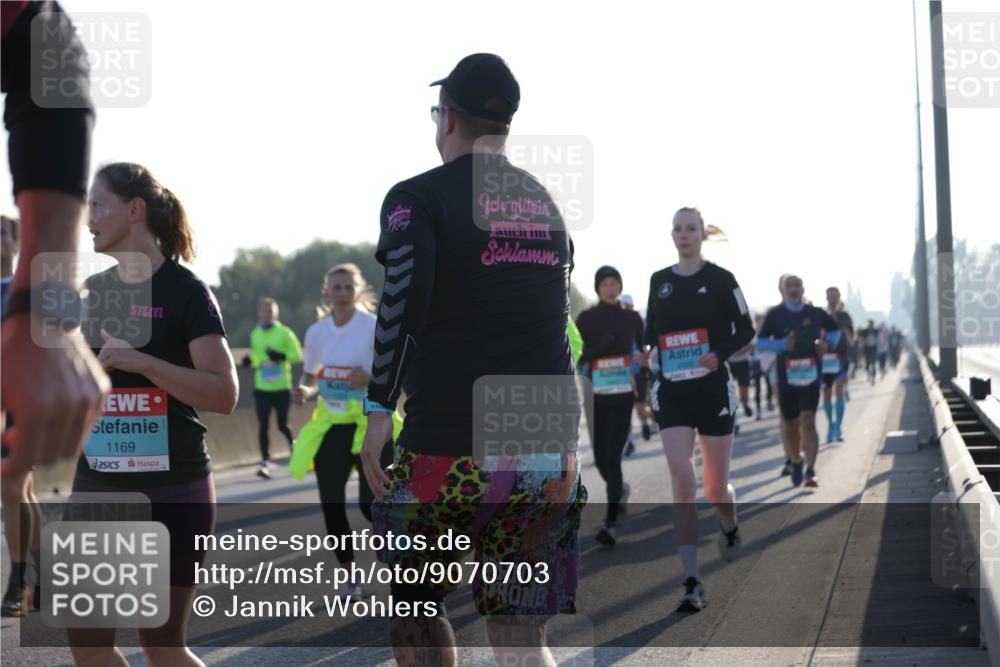 03.10.2025 - Köhlbrandbrückenlauf Jannik Wohlers http://msf.ph/oto/9070703 03.10.2025 09:17:39 Position 3 1169 meine-sportfotos.de