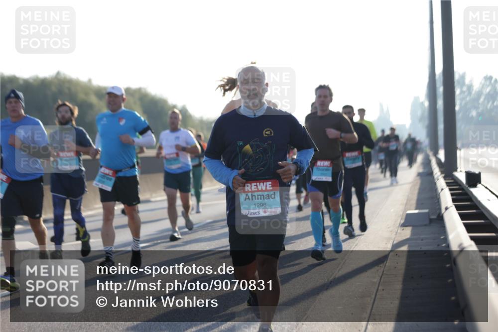 03.10.2025 - Köhlbrandbrückenlauf Jannik Wohlers http://msf.ph/oto/9070831 03.10.2025 09:17:41 Position 3 1296 meine-sportfotos.de