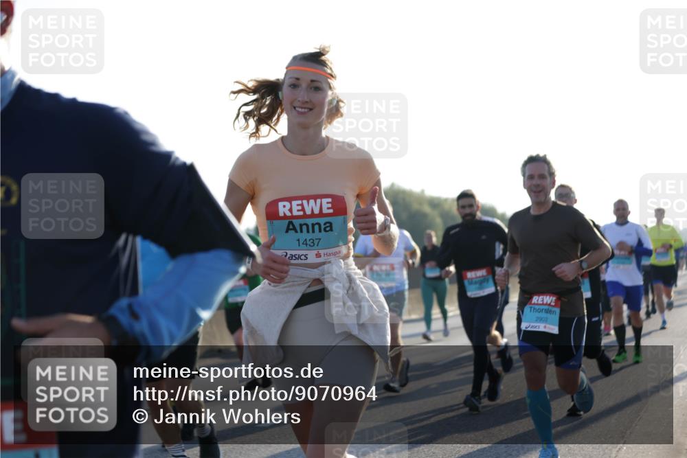 03.10.2025 - Köhlbrandbrückenlauf Jannik Wohlers http://msf.ph/oto/9070964 03.10.2025 09:17:44 Position 3 1437, 2903 meine-sportfotos.de