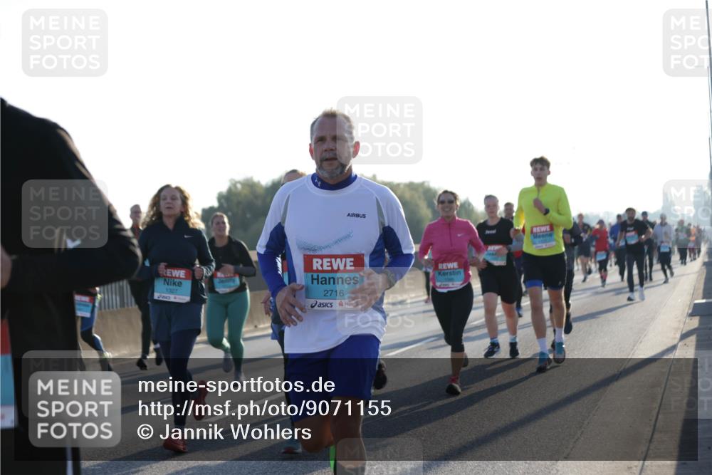 03.10.2025 - Köhlbrandbrückenlauf Jannik Wohlers http://msf.ph/oto/9071155 03.10.2025 09:17:46 Position 3 1327, 2716 meine-sportfotos.de