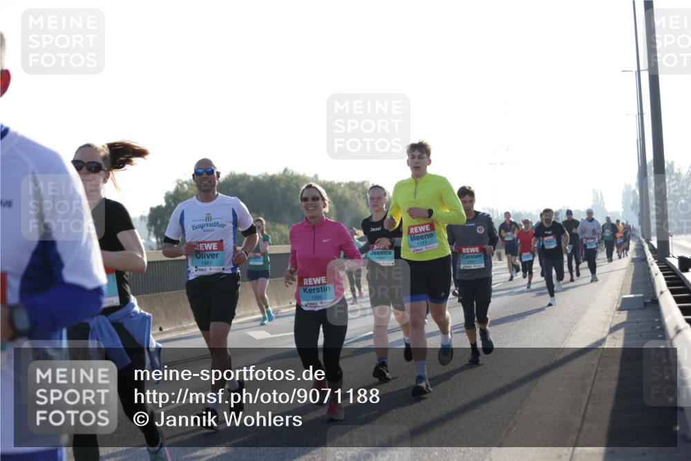 03.10.2025 - Köhlbrandbrückenlauf Jannik Wohlers http://msf.ph/oto/9071188 03.10.2025 09:17:47 Position 3 1567, 1566, 1335, 1111, 2587 meine-sportfotos.de