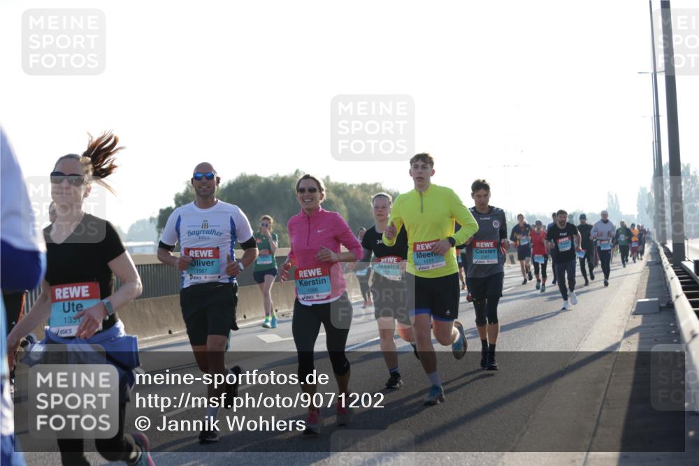 03.10.2025 - Köhlbrandbrückenlauf Jannik Wohlers http://msf.ph/oto/9071202 03.10.2025 09:17:47 Position 3 1567, 1566, 1335, 1111, 1331 meine-sportfotos.de