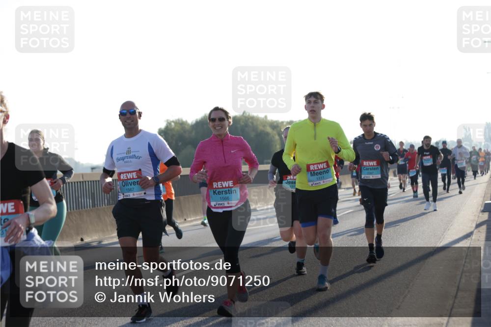 03.10.2025 - Köhlbrandbrückenlauf Jannik Wohlers http://msf.ph/oto/9071250 03.10.2025 09:17:48 Position 3 1567, 1566, 133, 1111, 2587 meine-sportfotos.de