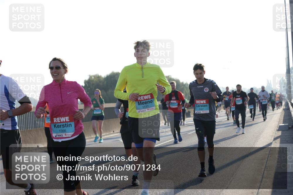 03.10.2025 - Köhlbrandbrückenlauf Jannik Wohlers http://msf.ph/oto/9071284 03.10.2025 09:17:48 Position 3 1566, 1111, 2587 meine-sportfotos.de