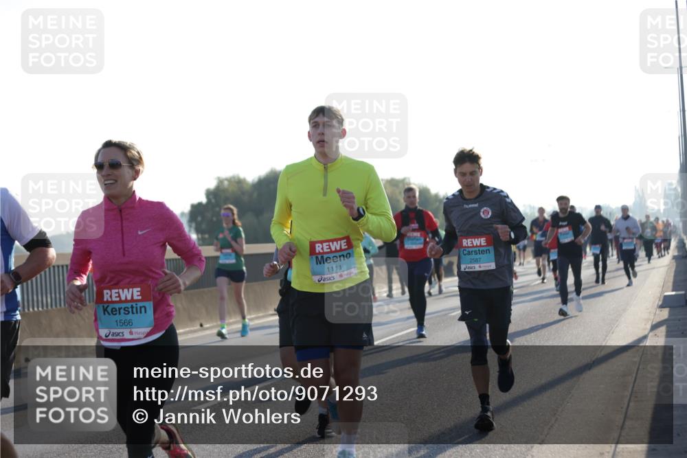 03.10.2025 - Köhlbrandbrückenlauf Jannik Wohlers http://msf.ph/oto/9071293 03.10.2025 09:17:48 Position 3 1566, 1111, 2587 meine-sportfotos.de