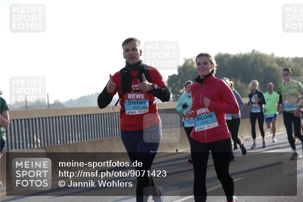 03.10.2025 - Köhlbrandbrückenlauf Jannik Wohlers http://msf.ph/oto/9071423 03.10.2025 09:17:51 Position 3 3272, 1716 meine-sportfotos.de