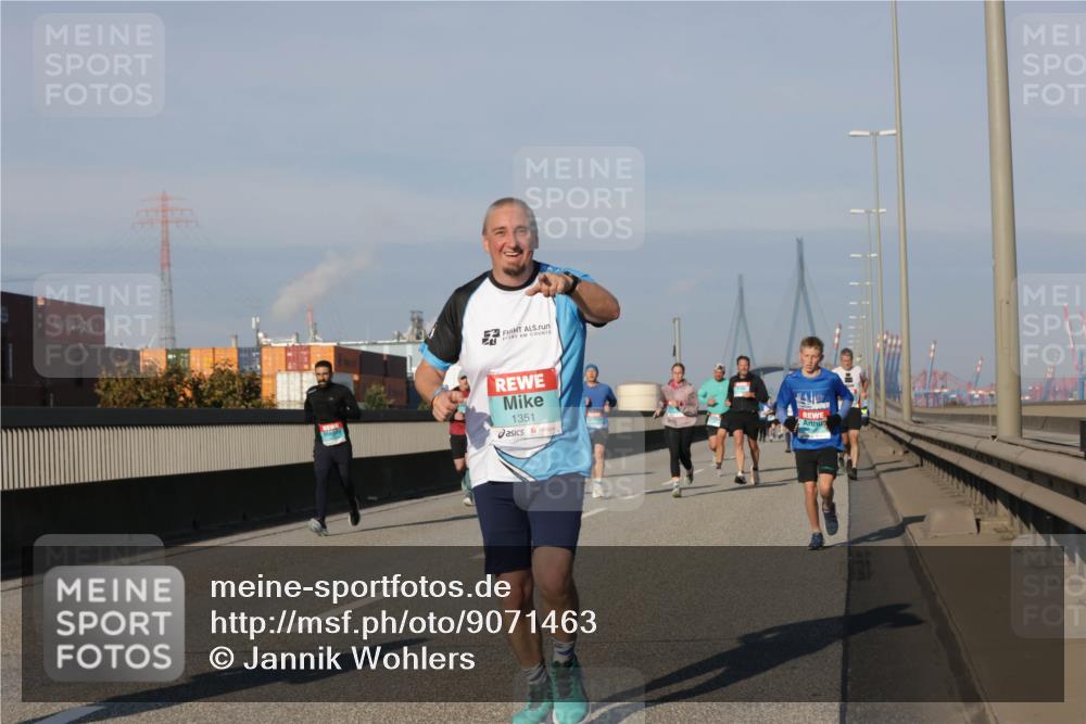 03.10.2025 - Köhlbrandbrückenlauf Jannik Wohlers http://msf.ph/oto/9071463 03.10.2025 09:49:43 Position 3 1351 meine-sportfotos.de