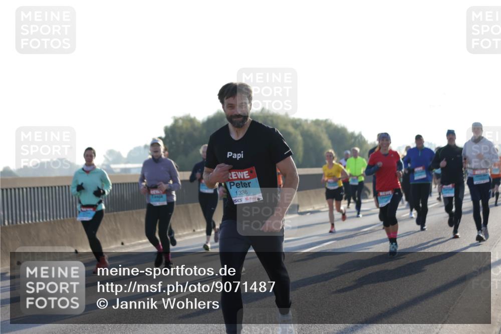 03.10.2025 - Köhlbrandbrückenlauf Jannik Wohlers http://msf.ph/oto/9071487 03.10.2025 09:17:53 Position 3 1336 meine-sportfotos.de