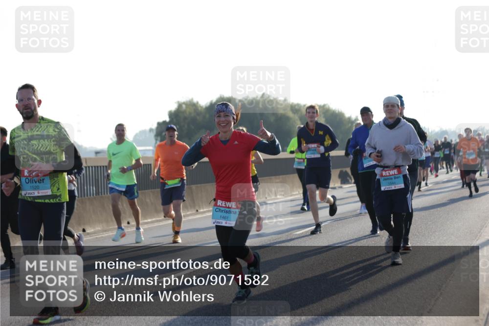 03.10.2025 - Köhlbrandbrückenlauf Jannik Wohlers http://msf.ph/oto/9071582 03.10.2025 09:17:54 Position 3 1520, 1461, 1544 meine-sportfotos.de