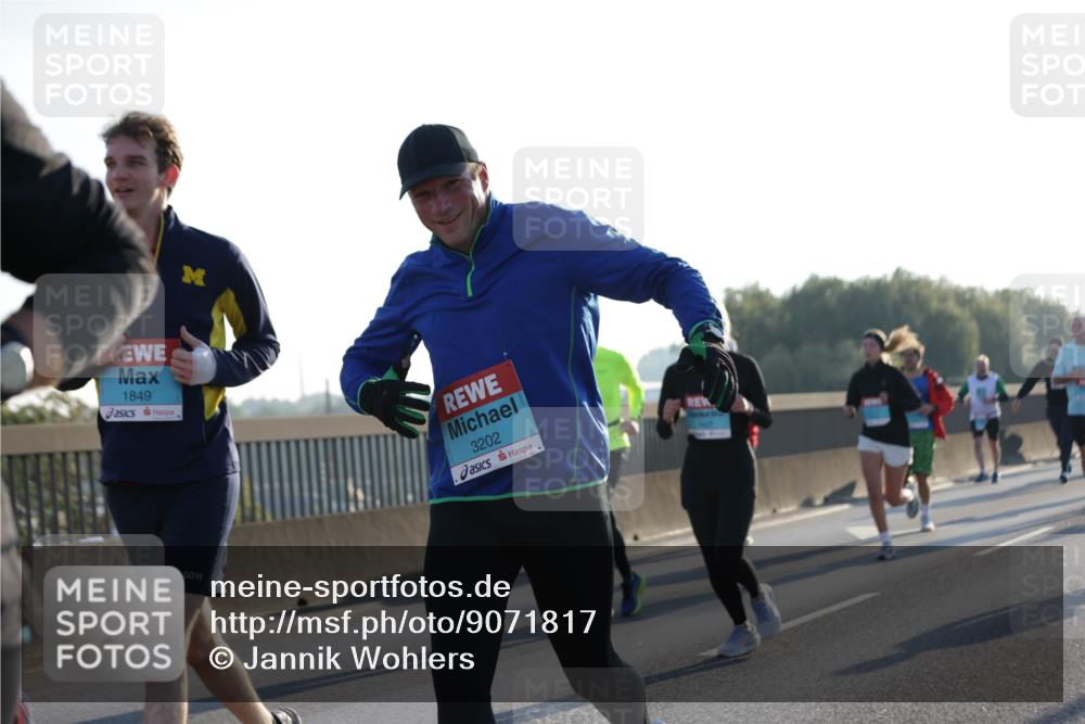 03.10.2025 - Köhlbrandbrückenlauf Jannik Wohlers http://msf.ph/oto/9071817 03.10.2025 09:17:58 Position 3 1849, 3202 meine-sportfotos.de