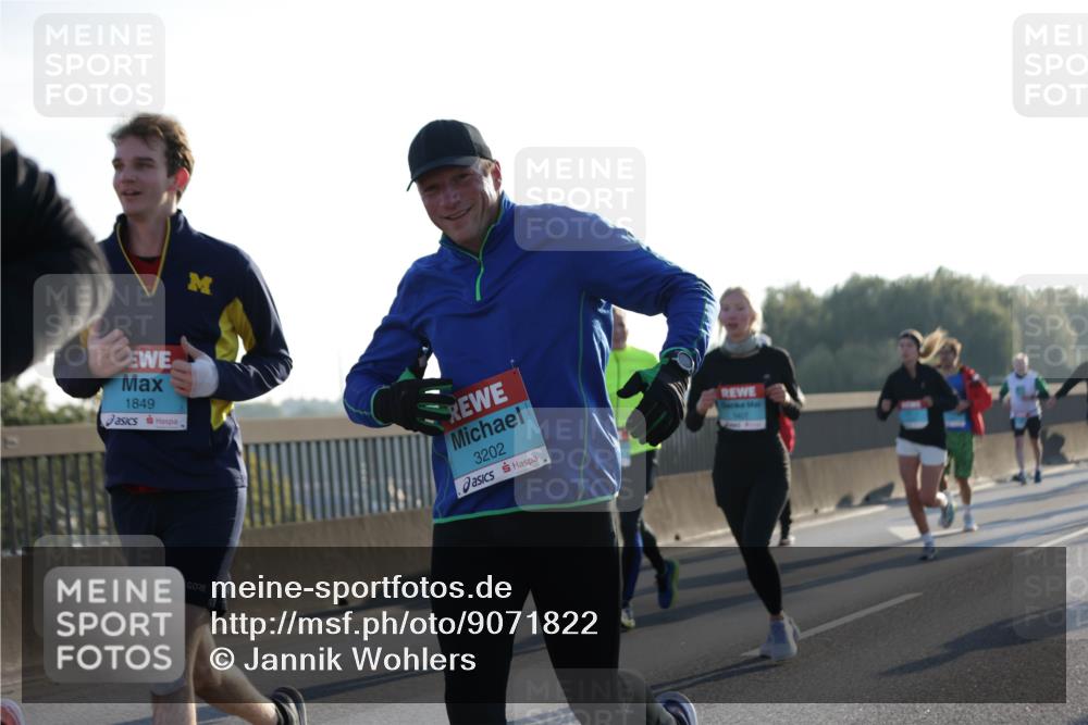 03.10.2025 - Köhlbrandbrückenlauf Jannik Wohlers http://msf.ph/oto/9071822 03.10.2025 09:17:58 Position 3 1849, 3202 meine-sportfotos.de