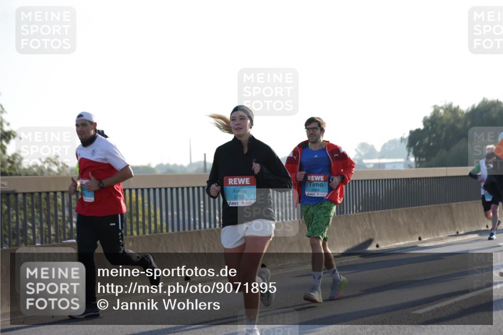 03.10.2025 - Köhlbrandbrückenlauf Jannik Wohlers http://msf.ph/oto/9071895 03.10.2025 09:18:01 Position 3 3753, 3484 meine-sportfotos.de