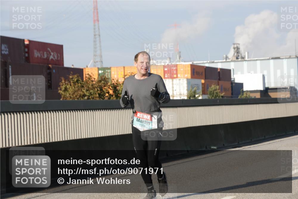 03.10.2025 - Köhlbrandbrückenlauf Jannik Wohlers http://msf.ph/oto/9071971 03.10.2025 09:49:54 Position 3 1308 meine-sportfotos.de
