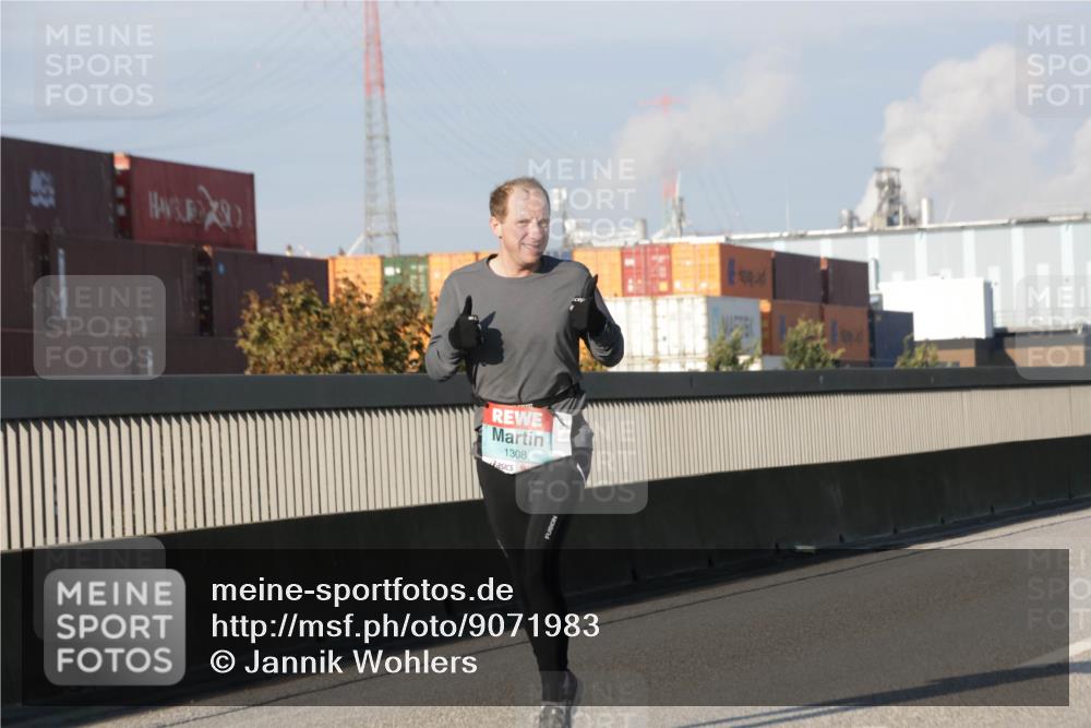 03.10.2025 - Köhlbrandbrückenlauf Jannik Wohlers http://msf.ph/oto/9071983 03.10.2025 09:49:54 Position 3 1308 meine-sportfotos.de