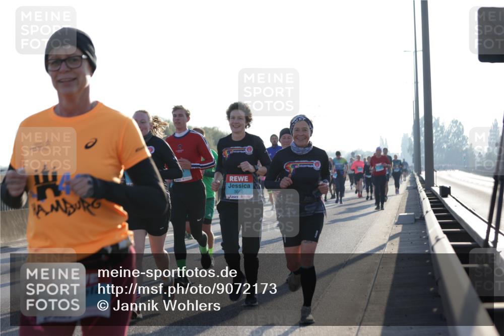 03.10.2025 - Köhlbrandbrückenlauf Jannik Wohlers http://msf.ph/oto/9072173 03.10.2025 09:18:06 Position 3 3010, 1608 meine-sportfotos.de