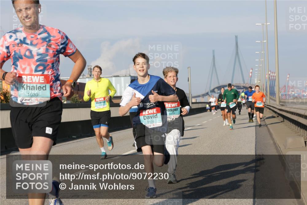 03.10.2025 - Köhlbrandbrückenlauf Jannik Wohlers http://msf.ph/oto/9072230 03.10.2025 09:50:01 Position 3 1039, 1111, 3196, 1173 meine-sportfotos.de
