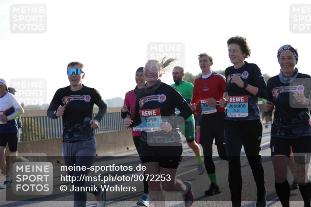 03.10.2025 - Köhlbrandbrückenlauf Jannik Wohlers http://msf.ph/oto/9072253 03.10.2025 09:18:07 Position 3 3006, 2560, 3010 meine-sportfotos.de