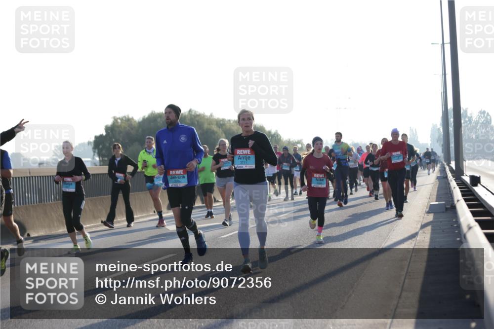 03.10.2025 - Köhlbrandbrückenlauf Jannik Wohlers http://msf.ph/oto/9072356 03.10.2025 09:18:09 Position 3 3711, 2084 meine-sportfotos.de