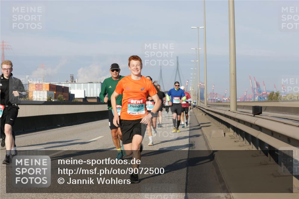 03.10.2025 - Köhlbrandbrückenlauf Jannik Wohlers http://msf.ph/oto/9072500 03.10.2025 09:50:08 Position 3 3496 meine-sportfotos.de