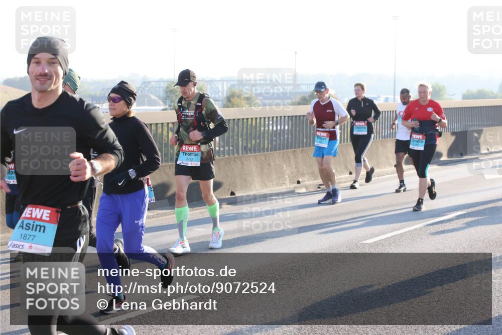 03.10.2025 - Köhlbrandbrückenlauf Lena Gebhardt http://msf.ph/oto/9072524 03.10.2025 09:24:51 Position 1 2842, 1877, 0, 2413, 3159 meine-sportfotos.de