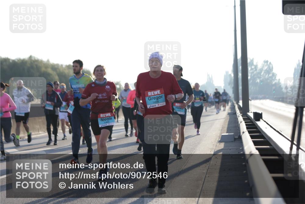 03.10.2025 - Köhlbrandbrückenlauf Jannik Wohlers http://msf.ph/oto/9072546 03.10.2025 09:18:13 Position 3 1363, 1498, 1501 meine-sportfotos.de