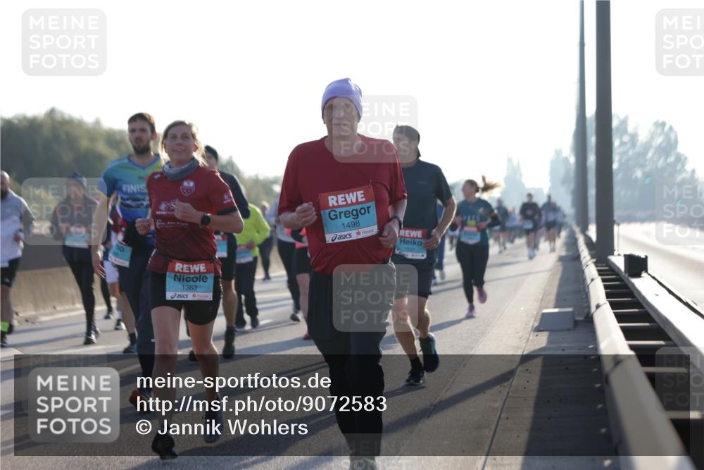 03.10.2025 - Köhlbrandbrückenlauf Jannik Wohlers http://msf.ph/oto/9072583 03.10.2025 09:18:14 Position 3 1363, 1498, 1501 meine-sportfotos.de