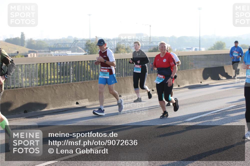 03.10.2025 - Köhlbrandbrückenlauf Lena Gebhardt http://msf.ph/oto/9072636 03.10.2025 09:24:52 Position 1 1984, 3159 meine-sportfotos.de