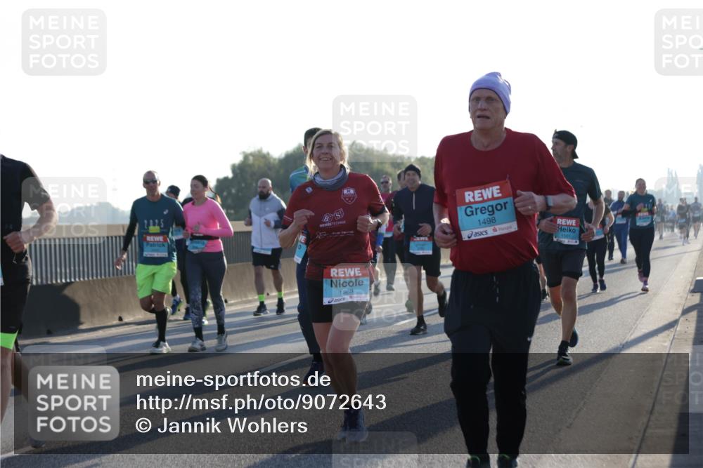 03.10.2025 - Köhlbrandbrückenlauf Jannik Wohlers http://msf.ph/oto/9072643 03.10.2025 09:18:14 Position 3 1363, 1498, 1501 meine-sportfotos.de