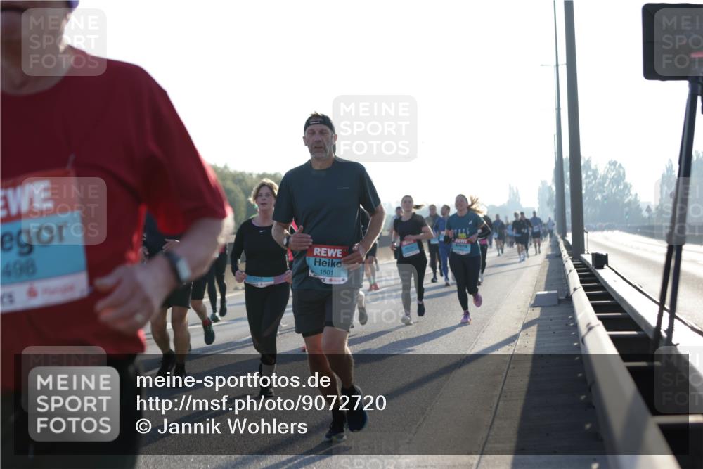 03.10.2025 - Köhlbrandbrückenlauf Jannik Wohlers http://msf.ph/oto/9072720 03.10.2025 09:18:16 Position 3 498, 1501 meine-sportfotos.de