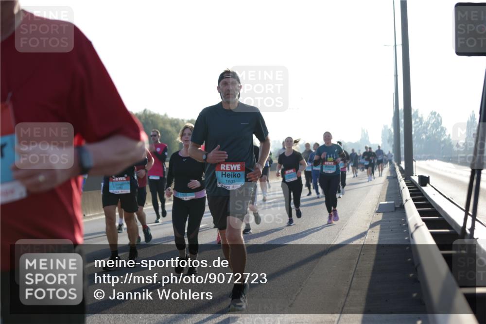 03.10.2025 - Köhlbrandbrückenlauf Jannik Wohlers http://msf.ph/oto/9072723 03.10.2025 09:18:16 Position 3 3168, 1501 meine-sportfotos.de