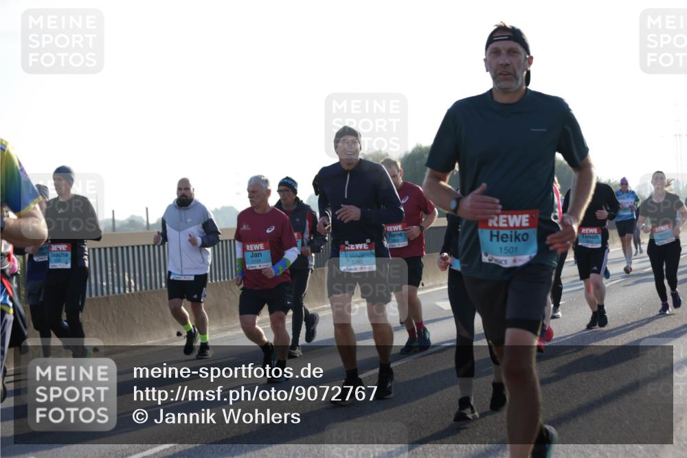 03.10.2025 - Köhlbrandbrückenlauf Jannik Wohlers http://msf.ph/oto/9072767 03.10.2025 09:18:17 Position 3 2134, 3750, 1501 meine-sportfotos.de