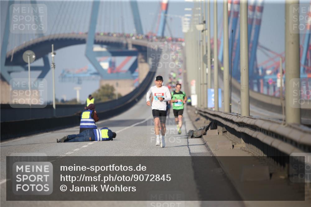 03.10.2025 - Köhlbrandbrückenlauf Jannik Wohlers http://msf.ph/oto/9072845 03.10.2025 09:38:19 Position 3  meine-sportfotos.de