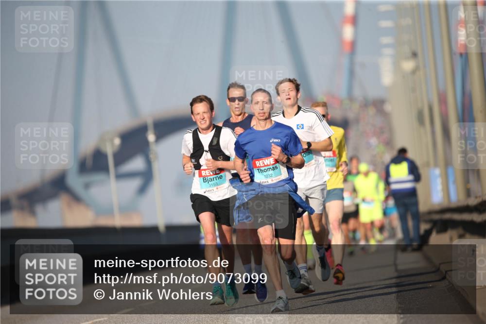 03.10.2025 - Köhlbrandbrückenlauf Jannik Wohlers http://msf.ph/oto/9073099 03.10.2025 09:39:11 Position 3 3153, 1032 meine-sportfotos.de