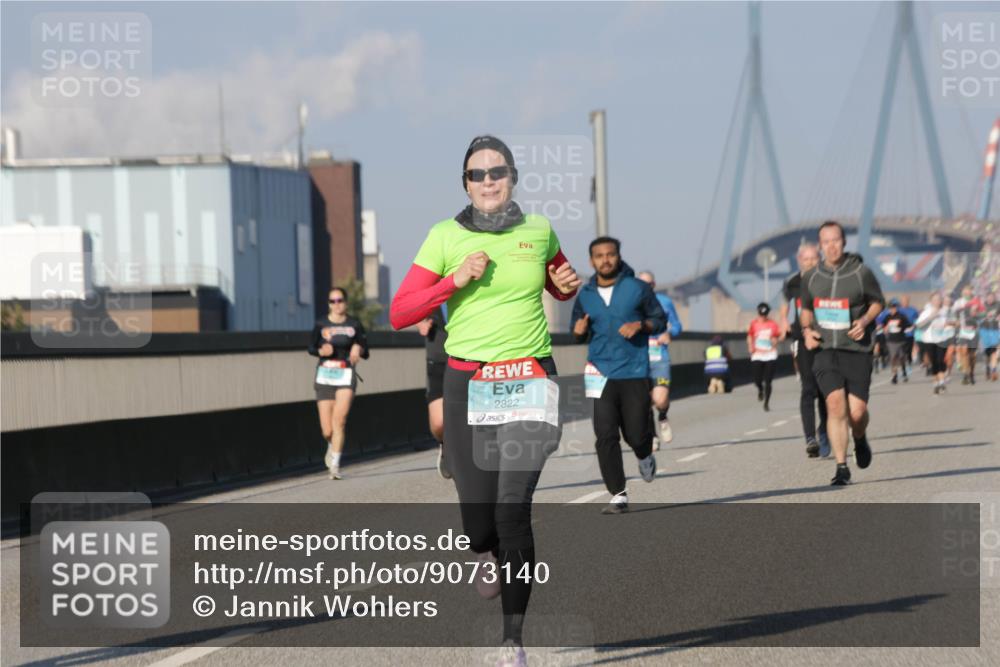 03.10.2025 - Köhlbrandbrückenlauf Jannik Wohlers http://msf.ph/oto/9073140 03.10.2025 09:50:24 Position 3 2822 meine-sportfotos.de