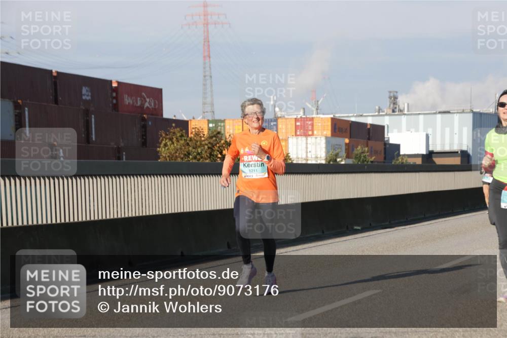 03.10.2025 - Köhlbrandbrückenlauf Jannik Wohlers http://msf.ph/oto/9073176 03.10.2025 09:50:25 Position 3 1211 meine-sportfotos.de