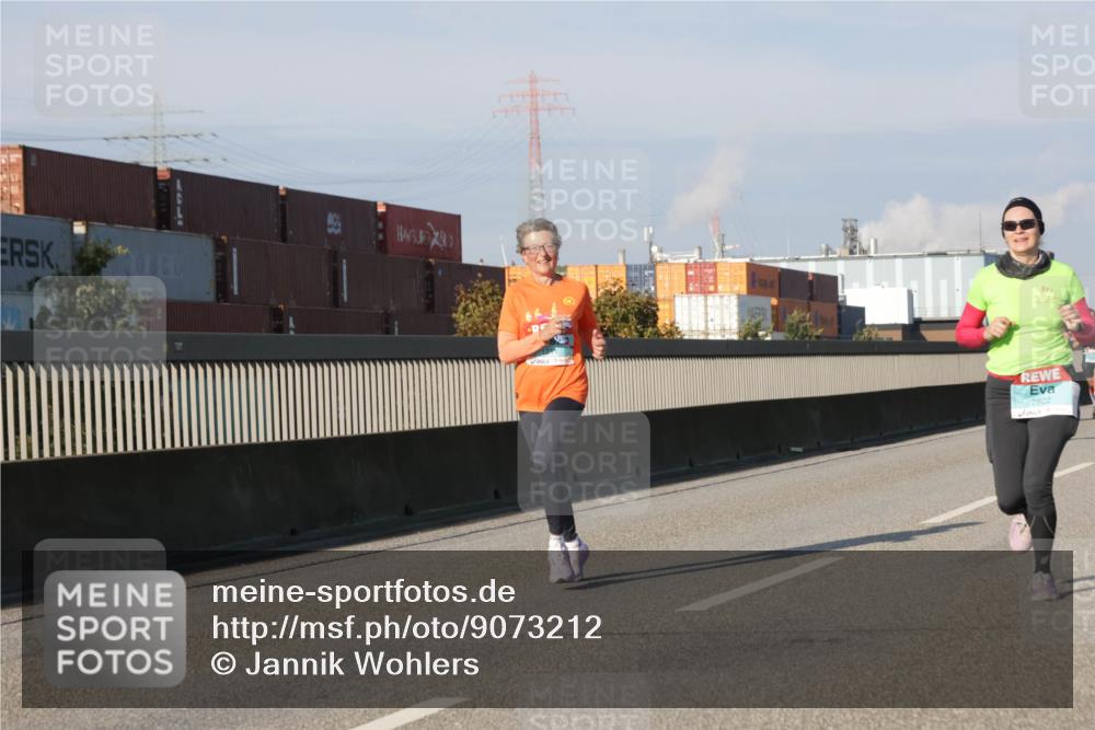 03.10.2025 - Köhlbrandbrückenlauf Jannik Wohlers http://msf.ph/oto/9073212 03.10.2025 09:50:25 Position 3 2822 meine-sportfotos.de