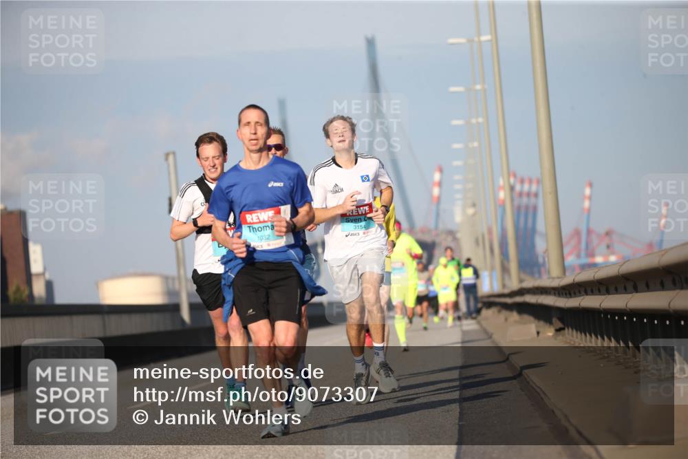 03.10.2025 - Köhlbrandbrückenlauf Jannik Wohlers http://msf.ph/oto/9073307 03.10.2025 09:39:18 Position 3 1032, 3154 meine-sportfotos.de