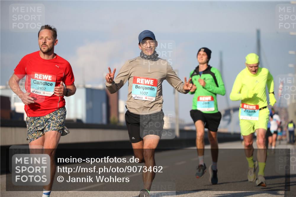 03.10.2025 - Köhlbrandbrückenlauf Jannik Wohlers http://msf.ph/oto/9073462 03.10.2025 09:39:34 Position 3 2402, 1007 meine-sportfotos.de