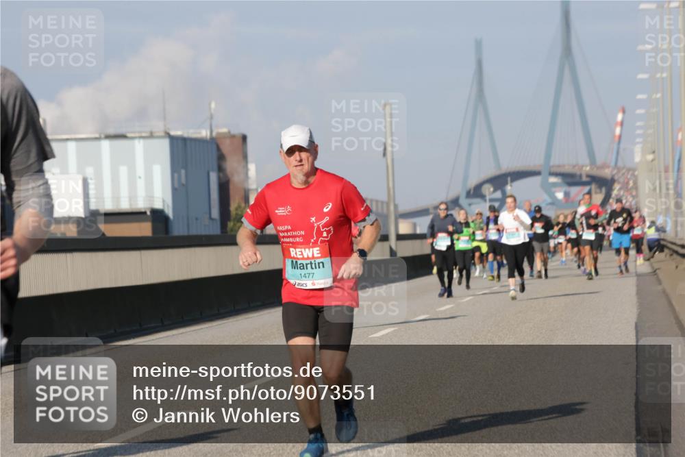 03.10.2025 - Köhlbrandbrückenlauf Jannik Wohlers http://msf.ph/oto/9073551 03.10.2025 09:50:35 Position 3 1477 meine-sportfotos.de