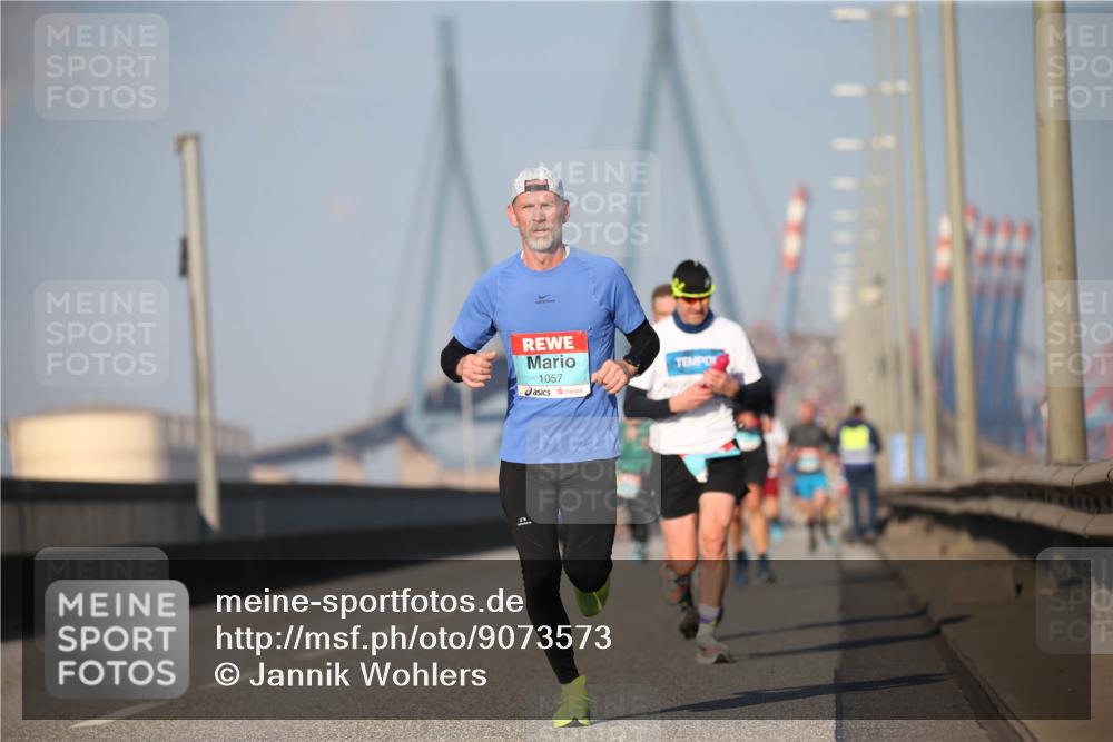 03.10.2025 - Köhlbrandbrückenlauf Jannik Wohlers http://msf.ph/oto/9073573 03.10.2025 09:39:39 Position 3 1057 meine-sportfotos.de