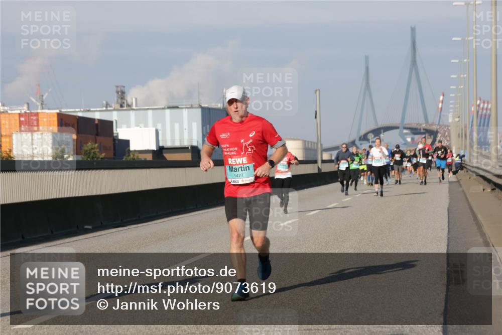 03.10.2025 - Köhlbrandbrückenlauf Jannik Wohlers http://msf.ph/oto/9073619 03.10.2025 09:50:36 Position 3 1477 meine-sportfotos.de