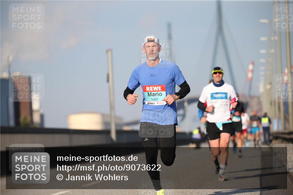 03.10.2025 - Köhlbrandbrückenlauf Jannik Wohlers http://msf.ph/oto/9073622 03.10.2025 09:39:41 Position 3 1057 meine-sportfotos.de