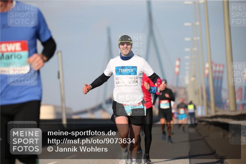 03.10.2025 - Köhlbrandbrückenlauf Jannik Wohlers http://msf.ph/oto/9073634 03.10.2025 09:39:43 Position 3  meine-sportfotos.de