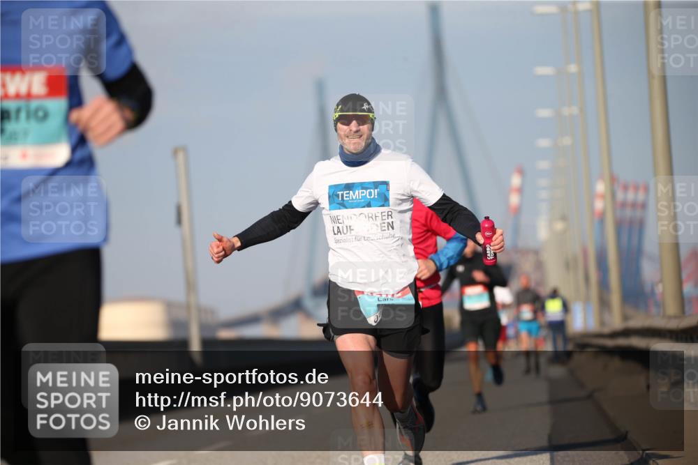 03.10.2025 - Köhlbrandbrückenlauf Jannik Wohlers http://msf.ph/oto/9073644 03.10.2025 09:39:43 Position 3  meine-sportfotos.de