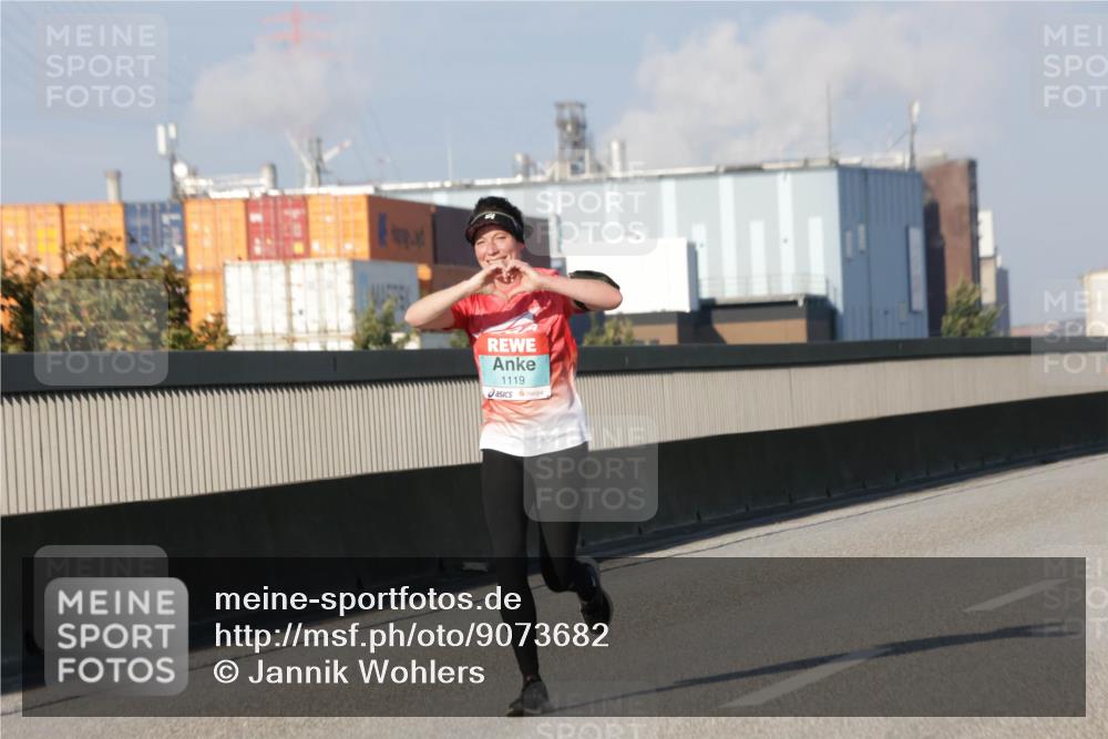 03.10.2025 - Köhlbrandbrückenlauf Jannik Wohlers http://msf.ph/oto/9073682 03.10.2025 09:50:41 Position 3 1119 meine-sportfotos.de