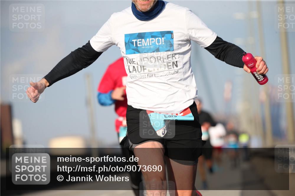 03.10.2025 - Köhlbrandbrückenlauf Jannik Wohlers http://msf.ph/oto/9073690 03.10.2025 09:39:45 Position 3  meine-sportfotos.de