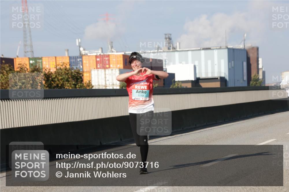 03.10.2025 - Köhlbrandbrückenlauf Jannik Wohlers http://msf.ph/oto/9073716 03.10.2025 09:50:42 Position 3 1119 meine-sportfotos.de